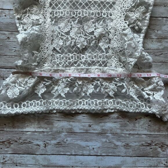 Lace Crochet Ruffle Blouse White Size Small - Picture 5 of 8